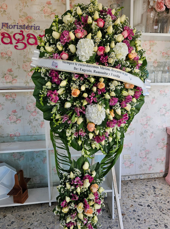Arreglo floral decorativo 46 - Floristería Villagar Santo Domingo