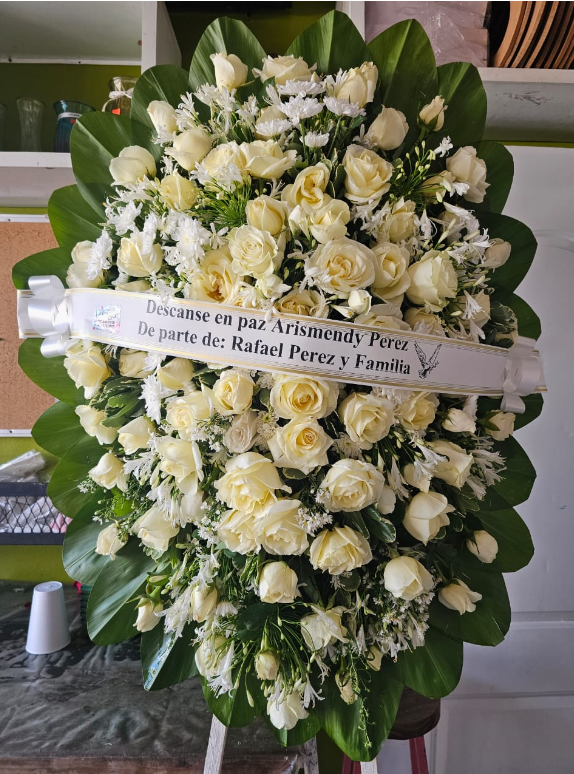 Arreglo floral decorativo 50 - Floristería Villagar Santo Domingo
